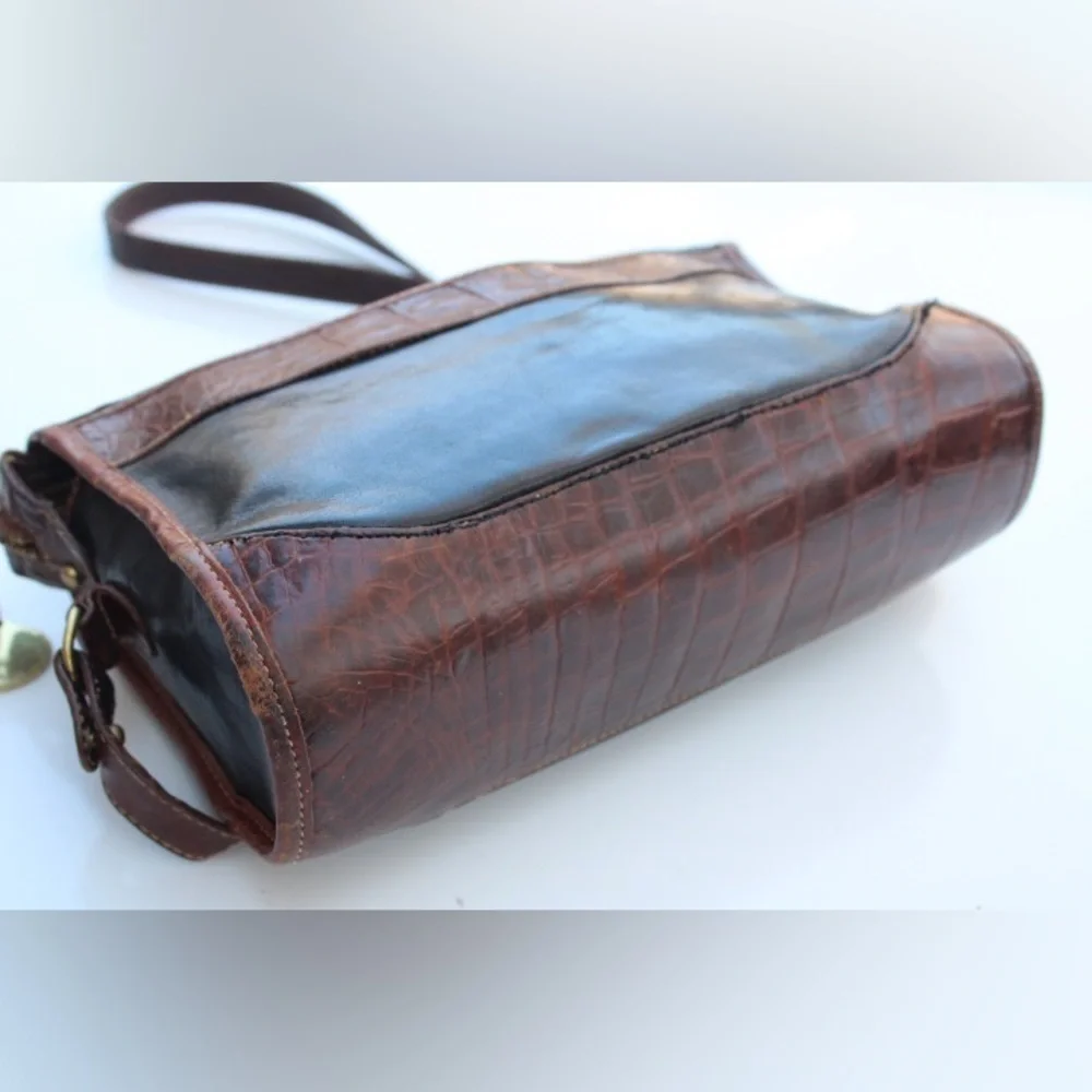 Vintage Brahmin cross body bag